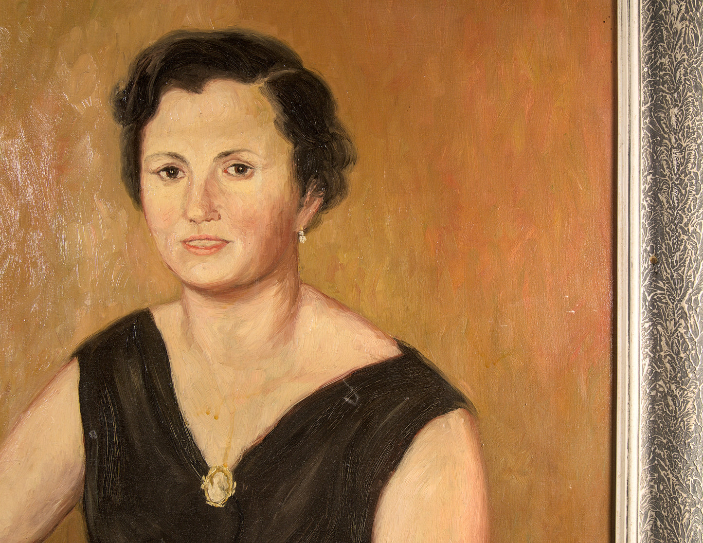 Rogelio Lorenzo | Elegancia Burguesa de los 50: Retrato Femenino | Óleo de Gran Formato | 1955