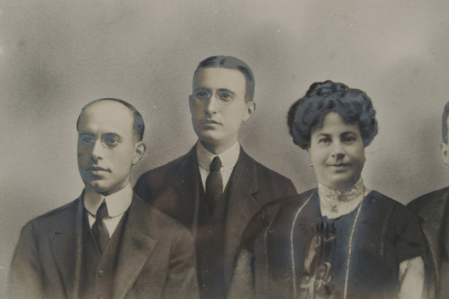 ANTONI ESPLUGUES | ISAAC ALBÉNIZ UND SEIN INTELLEKTUELLER KREIS | KATALANISCHE MODERNE | ZEITFOTOGRAFIE