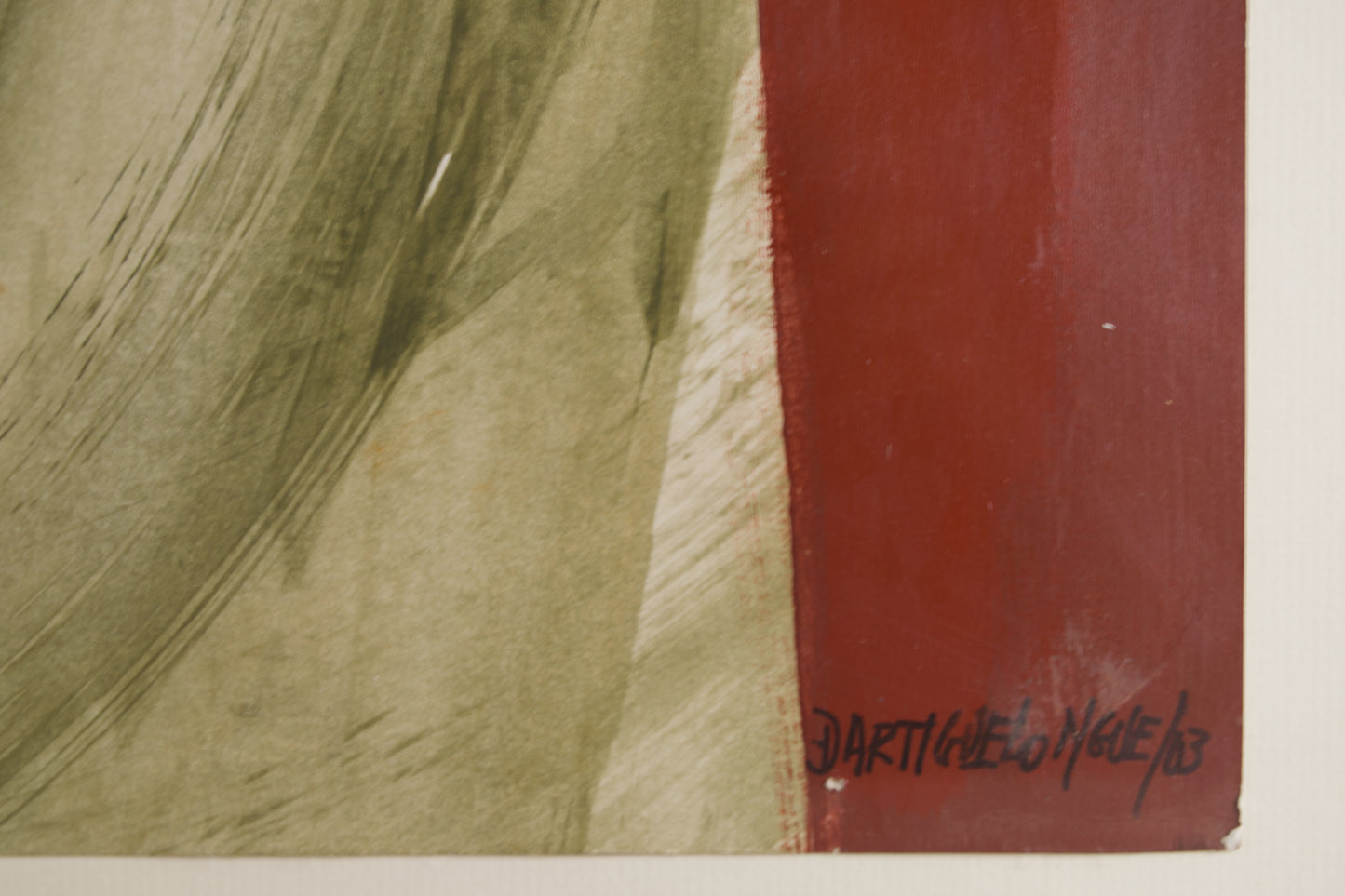 ISABEL DARTIGUELONGUE | CHROMATISCHE SPANNUNG IN ROT UND OLIV | GESTISCHE ABSTRAKTION | ACRYL AUF KARTON