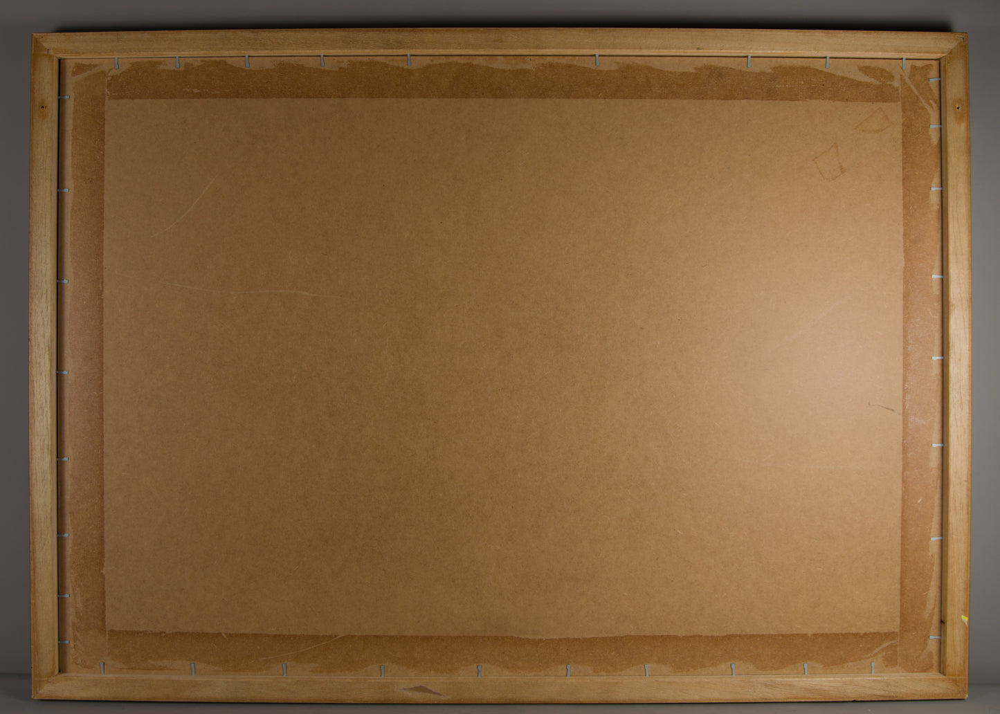 ISABEL DARTIGUELONGUE | CHROMATISCHE SPANNUNG IN ROT UND OLIV | GESTISCHE ABSTRAKTION | ACRYL AUF KARTON